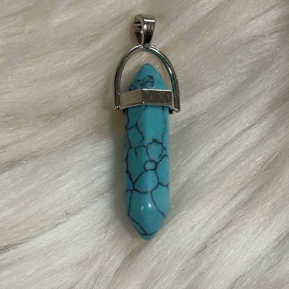 Blue Turquoise Crystal Pendant Reiki Chakra NWOT